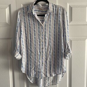 Jane and Delancey Bird Print Button Down Womens Size M White Blue Roll Tab Shirt